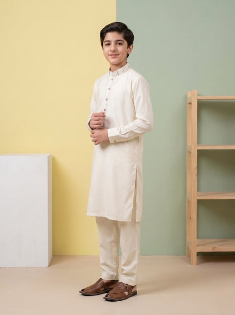 Ehraaz – Ivory Cream Shalwar Kameez